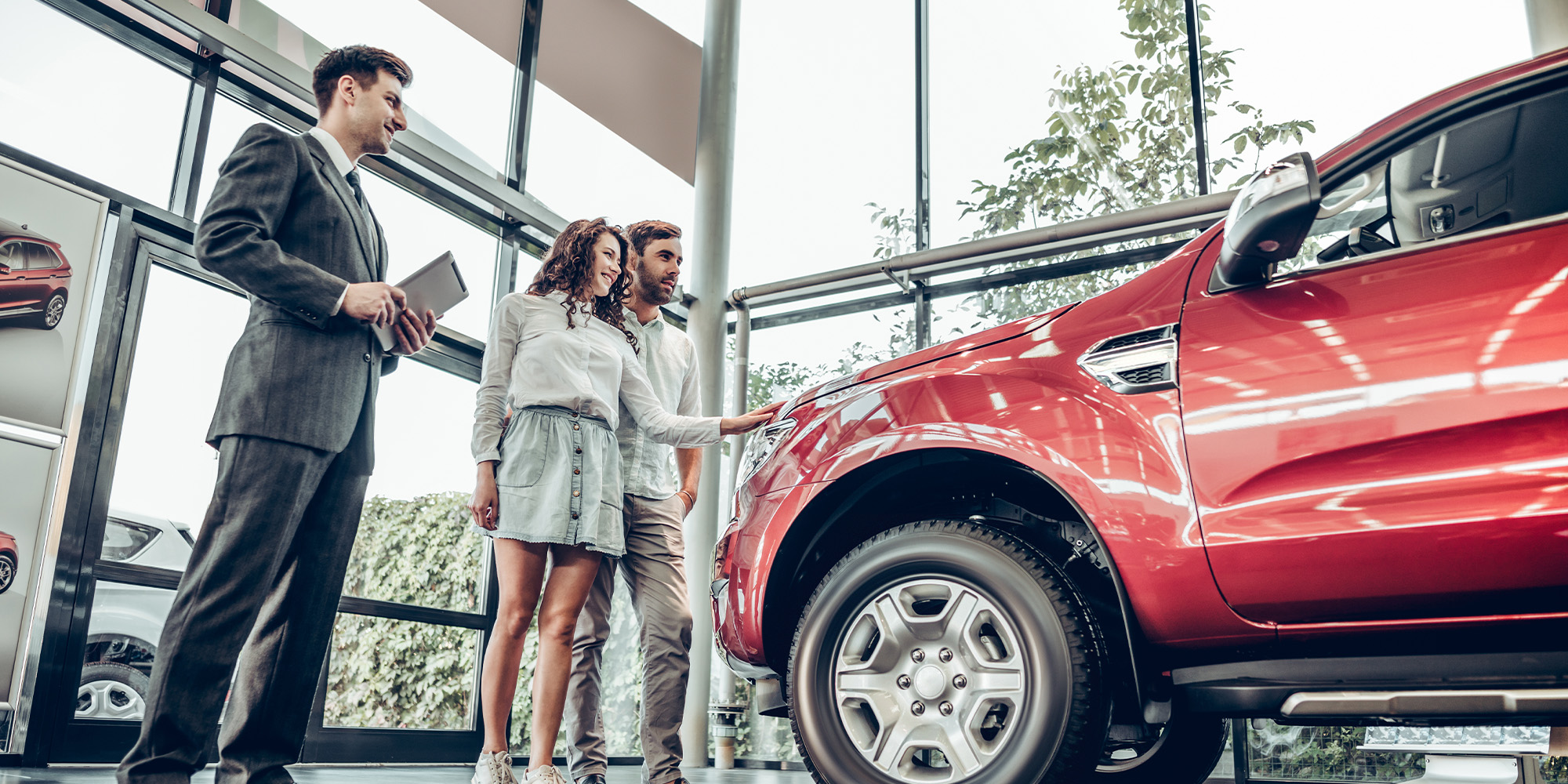 Should I Buy a New Car in 2024