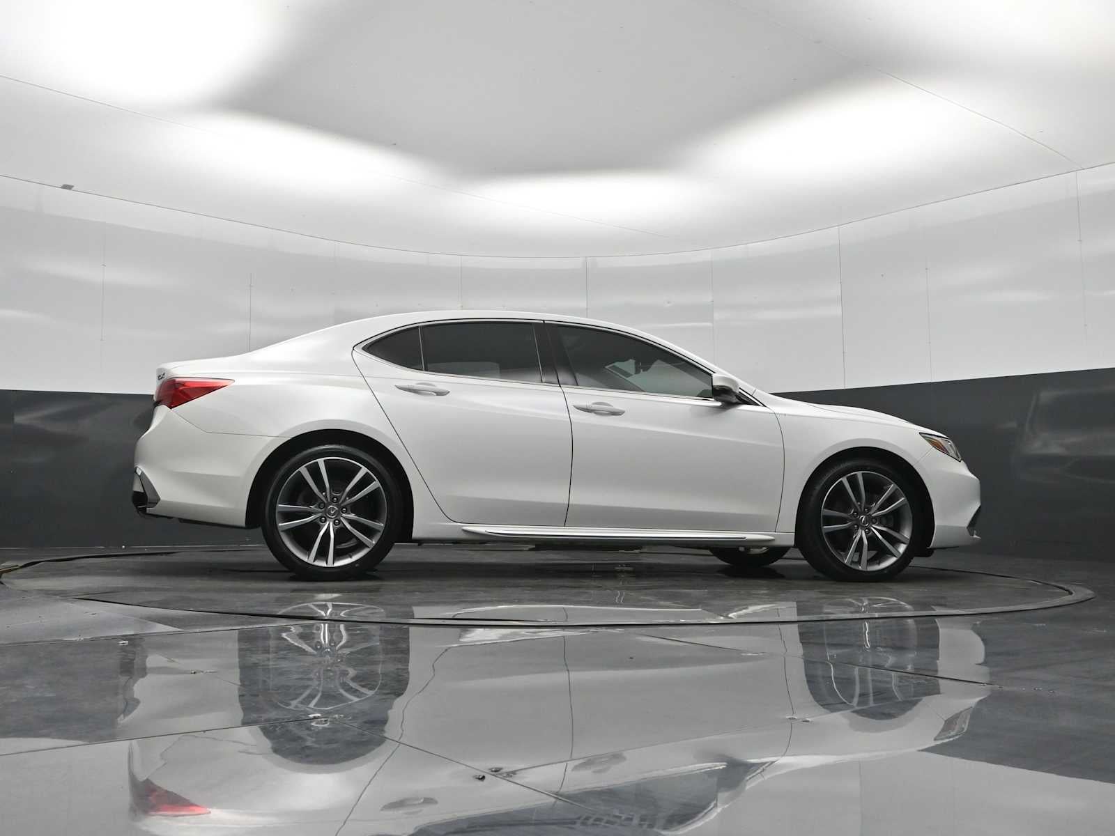 2020 Acura TLX w/Technology Pkg