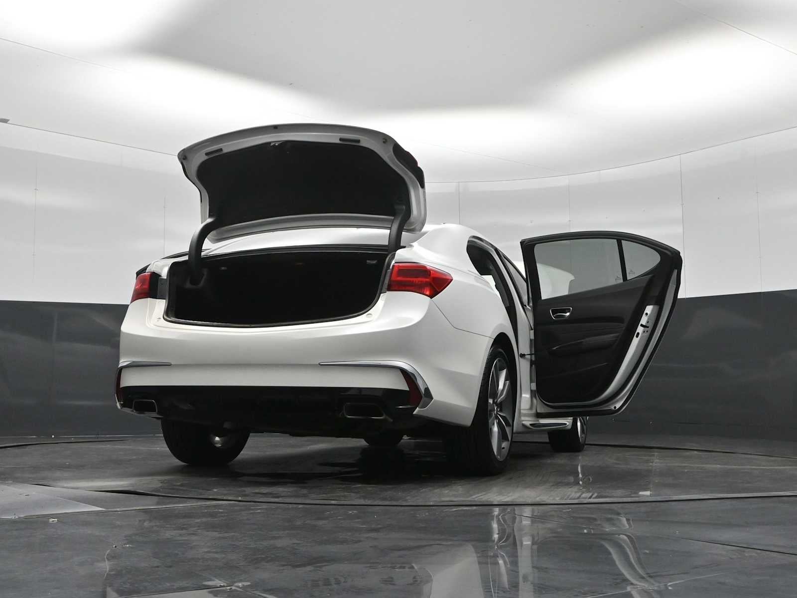 2020 Acura TLX w/Technology Pkg