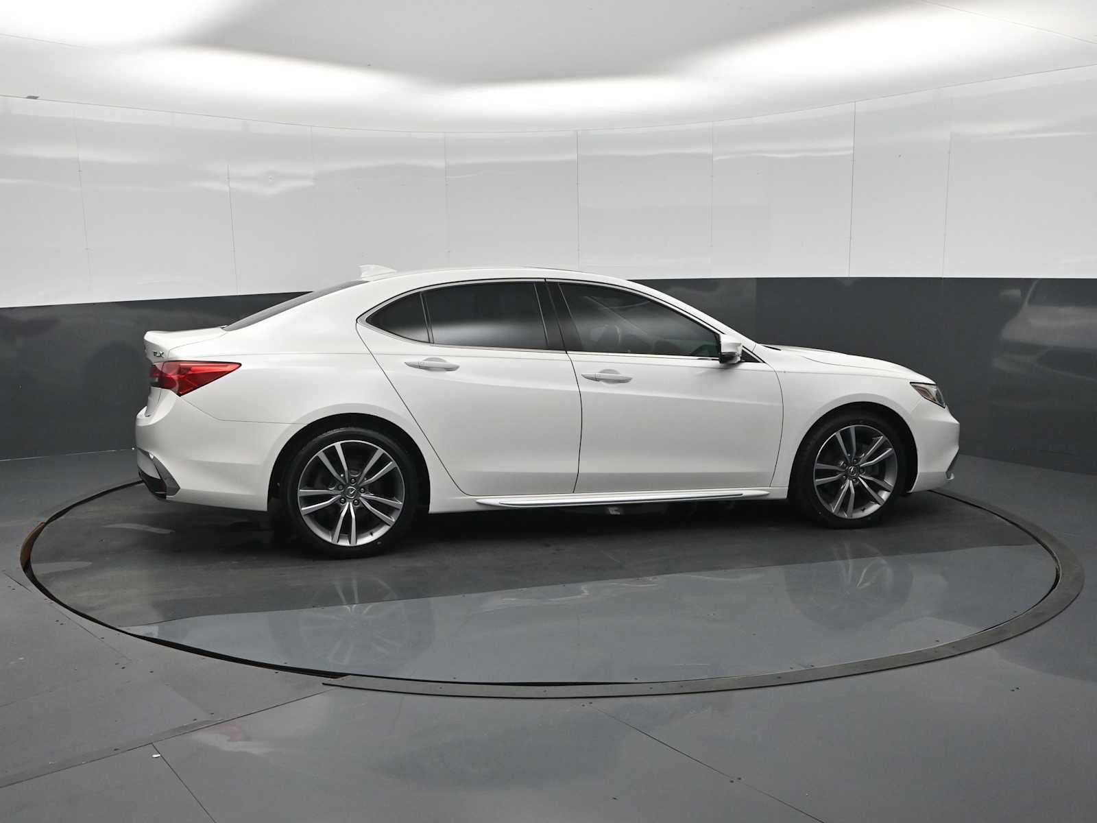 2020 Acura TLX w/Technology Pkg