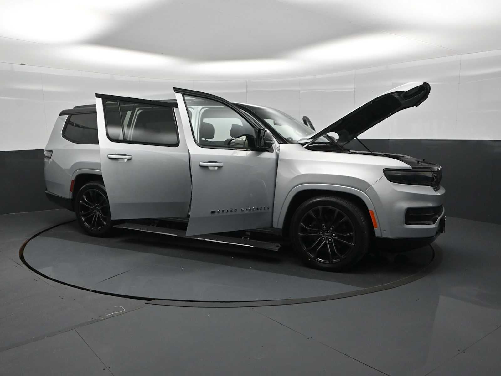 2024 Jeep Grand Wagoneer L Series II