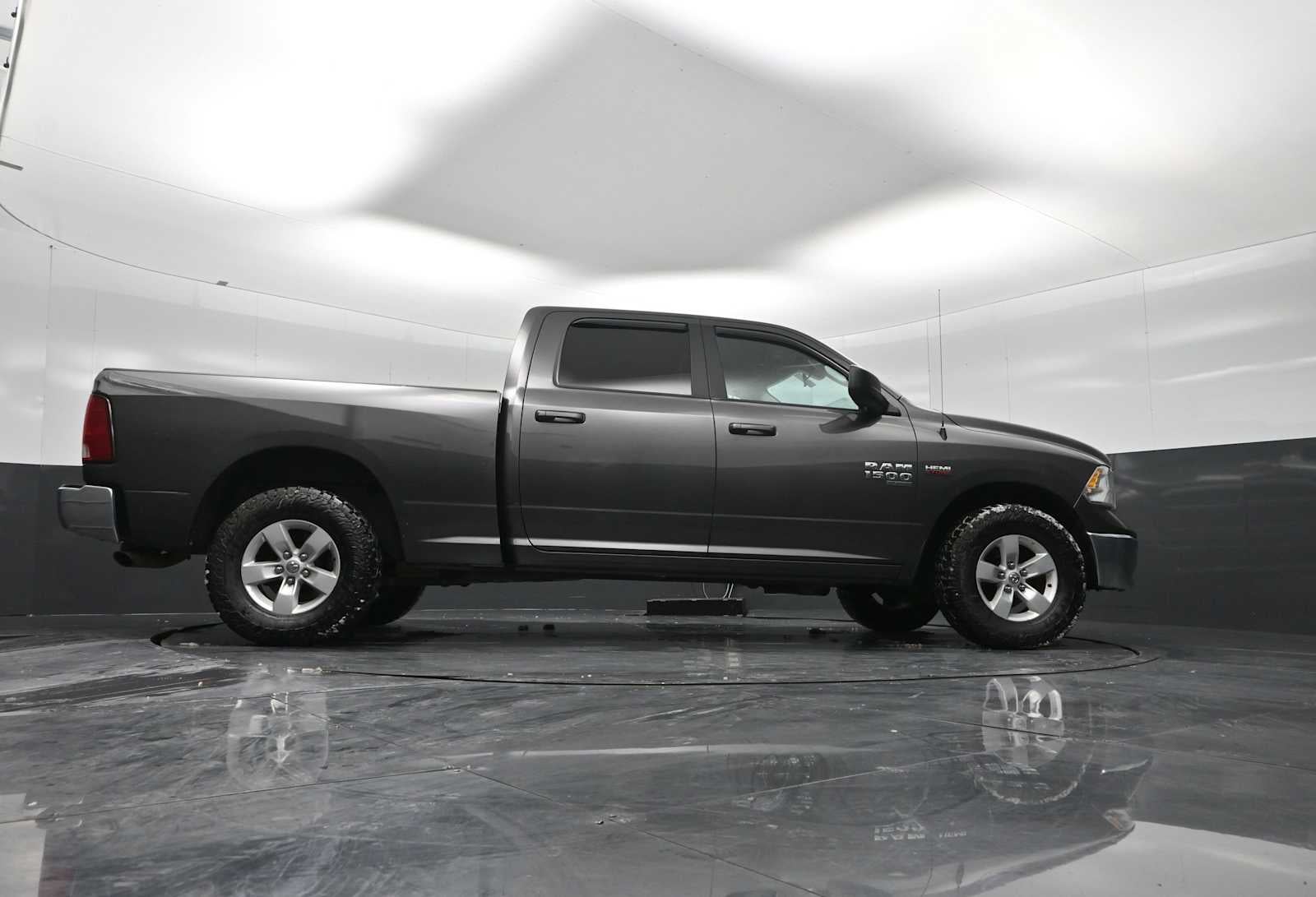 2021 RAM 1500 Classic SLT