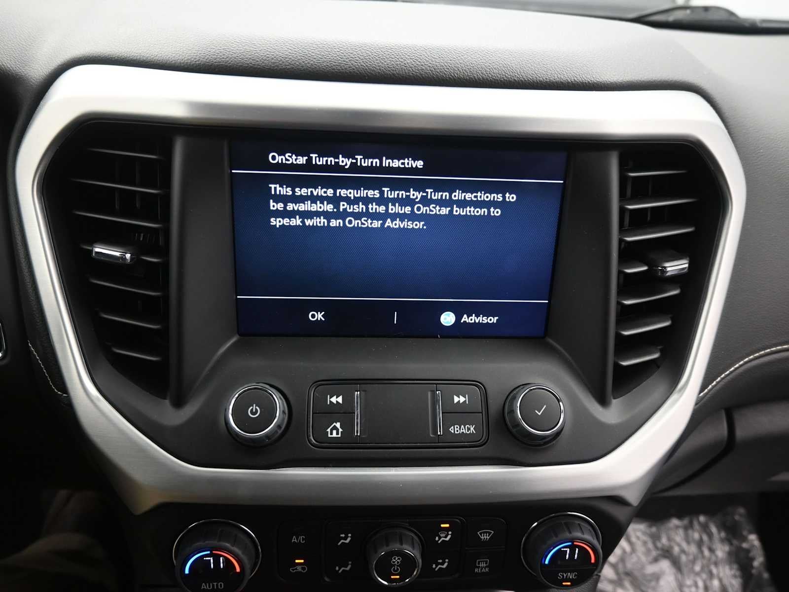 2023 GMC Acadia SLE