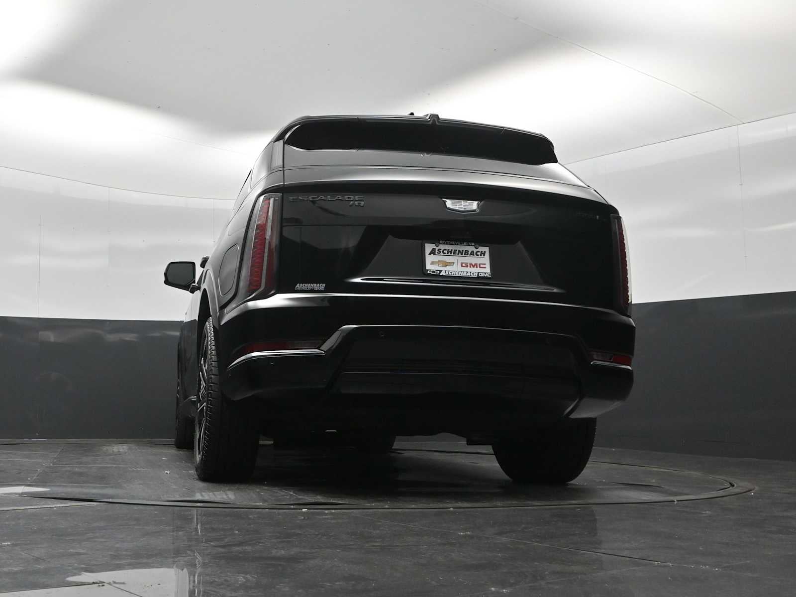 2025 Cadillac ESCALADE IQ Sport 1