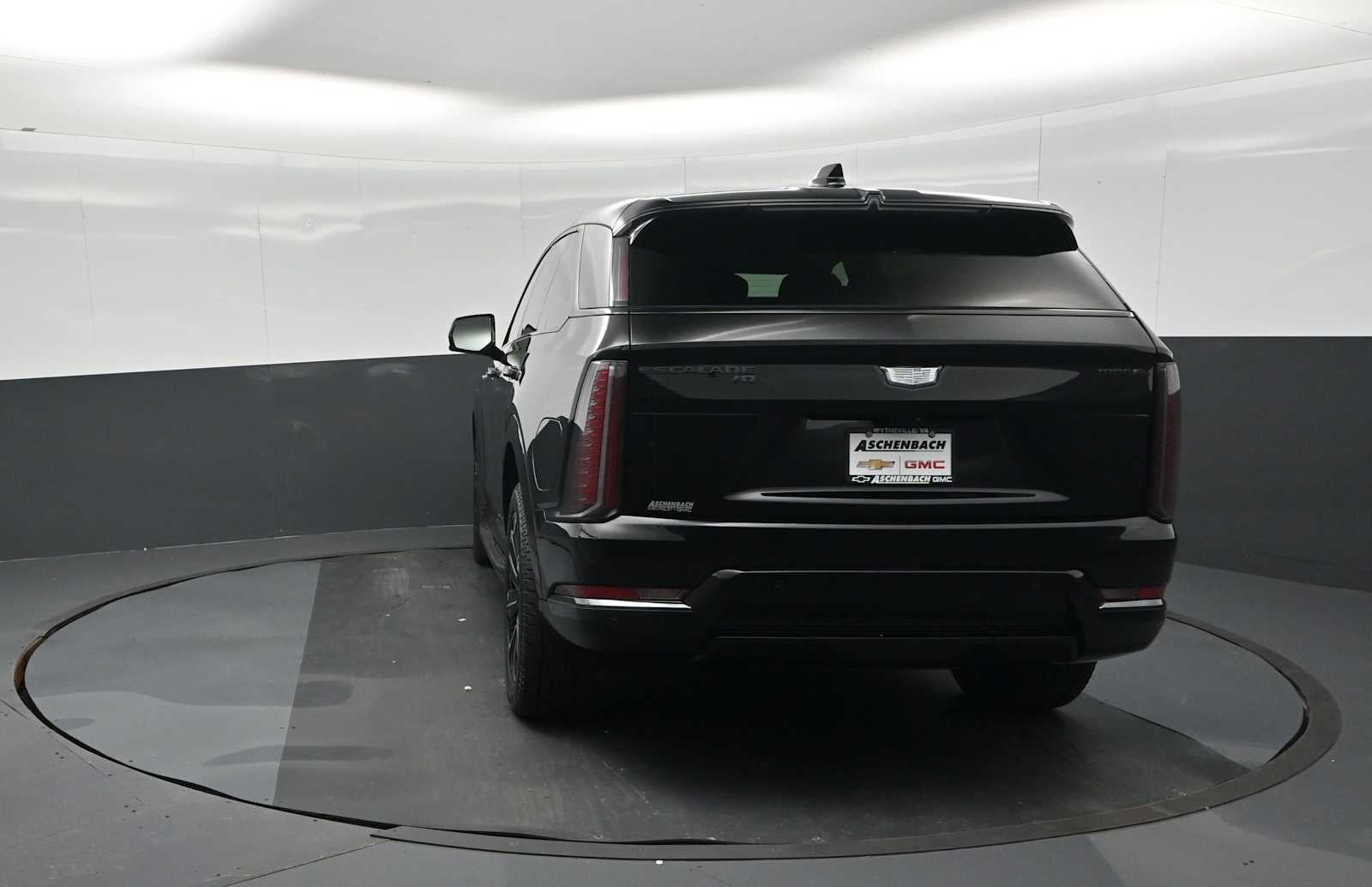 2025 Cadillac ESCALADE IQ Sport 1