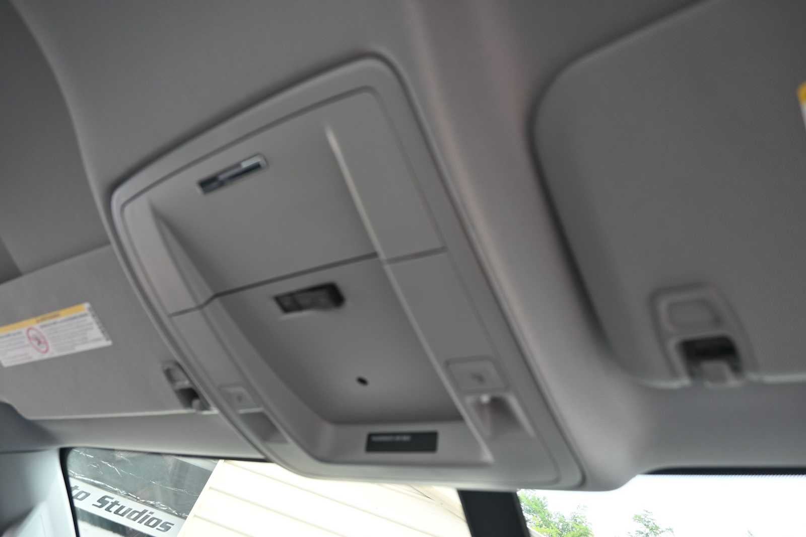 2023 Chevrolet Silverado 5500 HD Work Truck