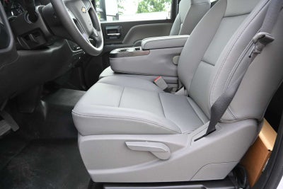2023 Chevrolet Silverado 5500 HD Work Truck