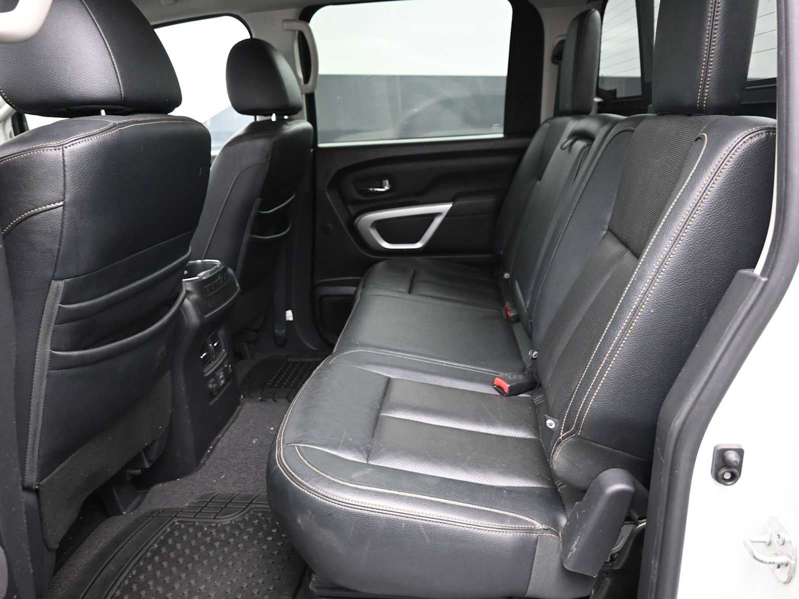 2019 Nissan Titan SL