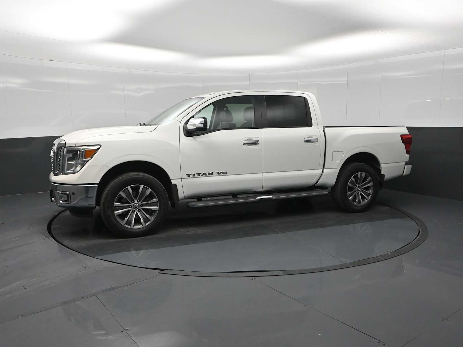 2019 Nissan Titan SL