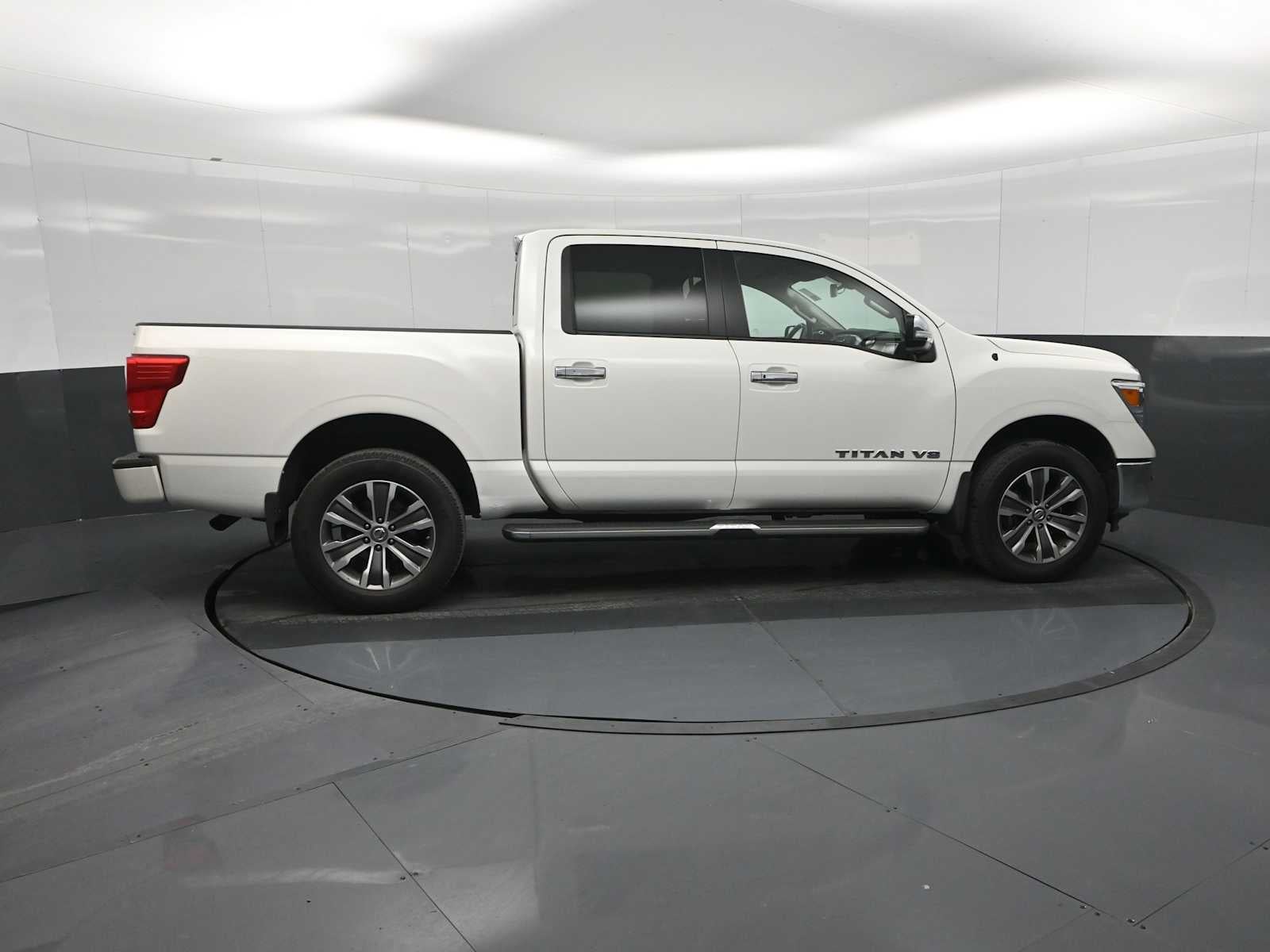 2019 Nissan Titan SL