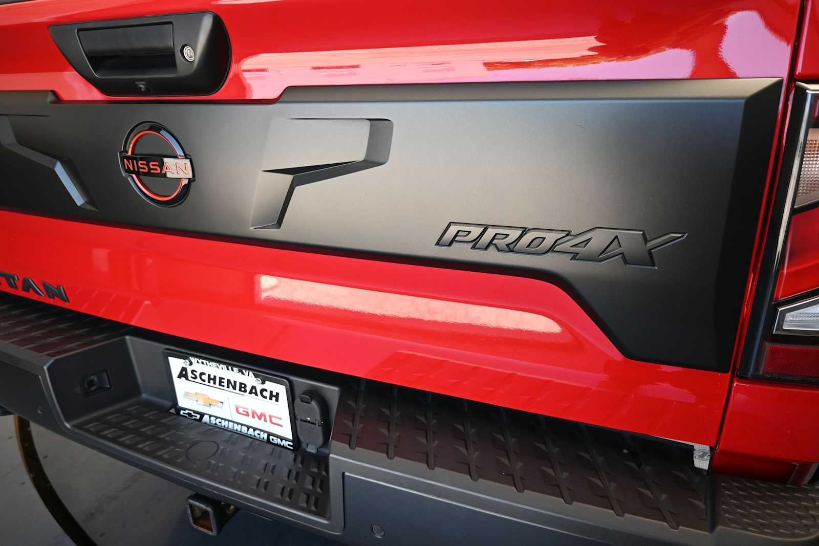 2024 Nissan Titan PRO-4X
