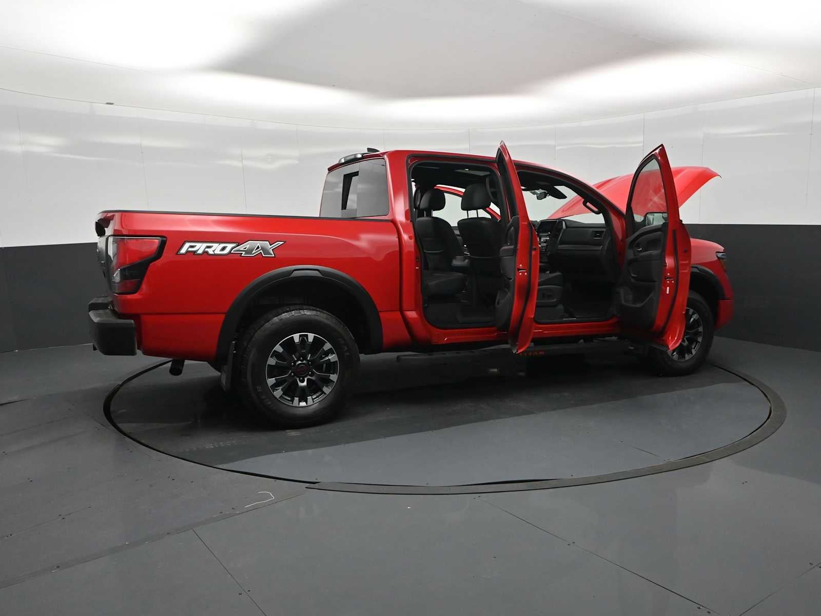 2024 Nissan Titan PRO-4X