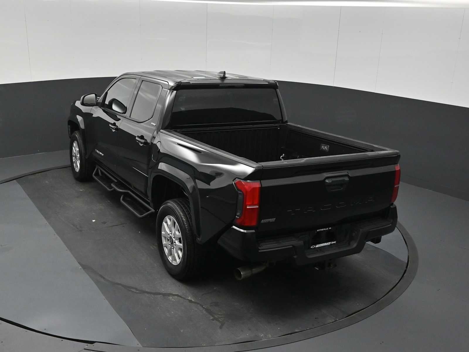 2025 Toyota Tacoma 2WD SR5