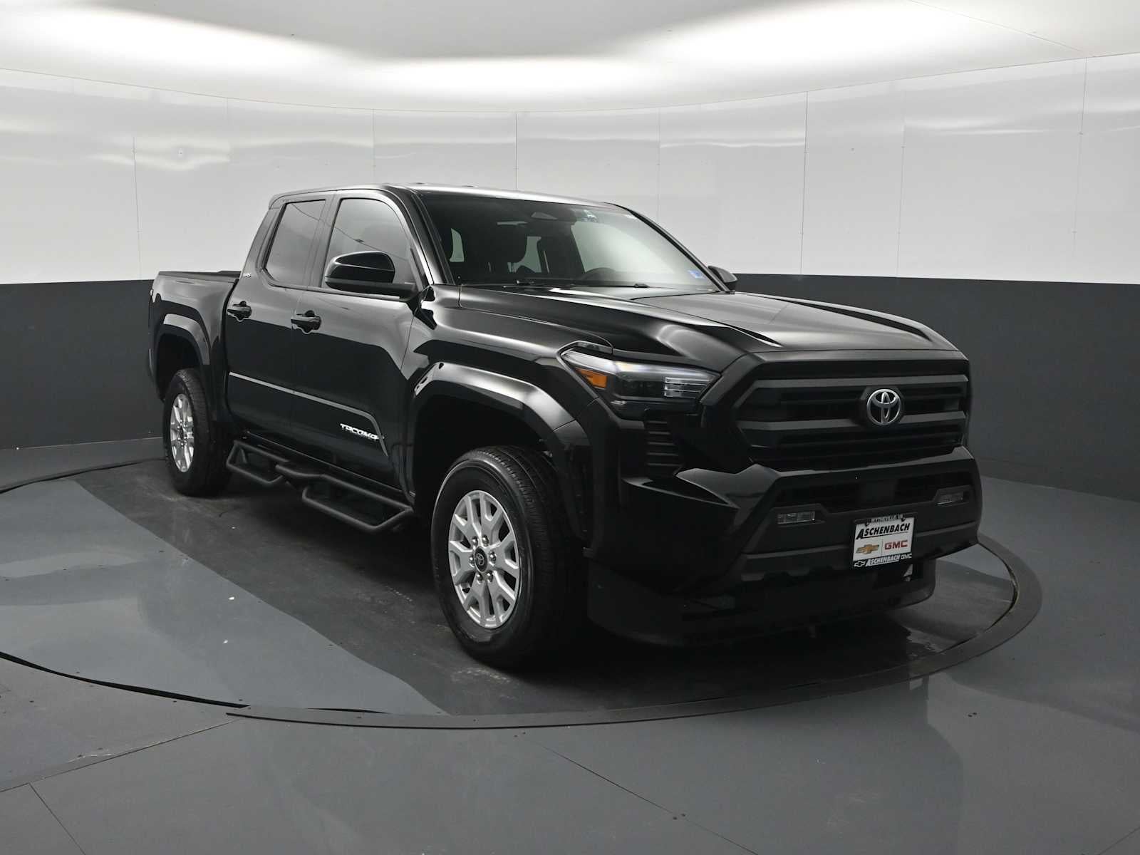 2025 Toyota Tacoma 2WD SR5