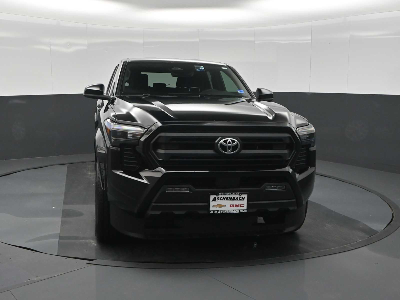 2025 Toyota Tacoma 2WD SR5
