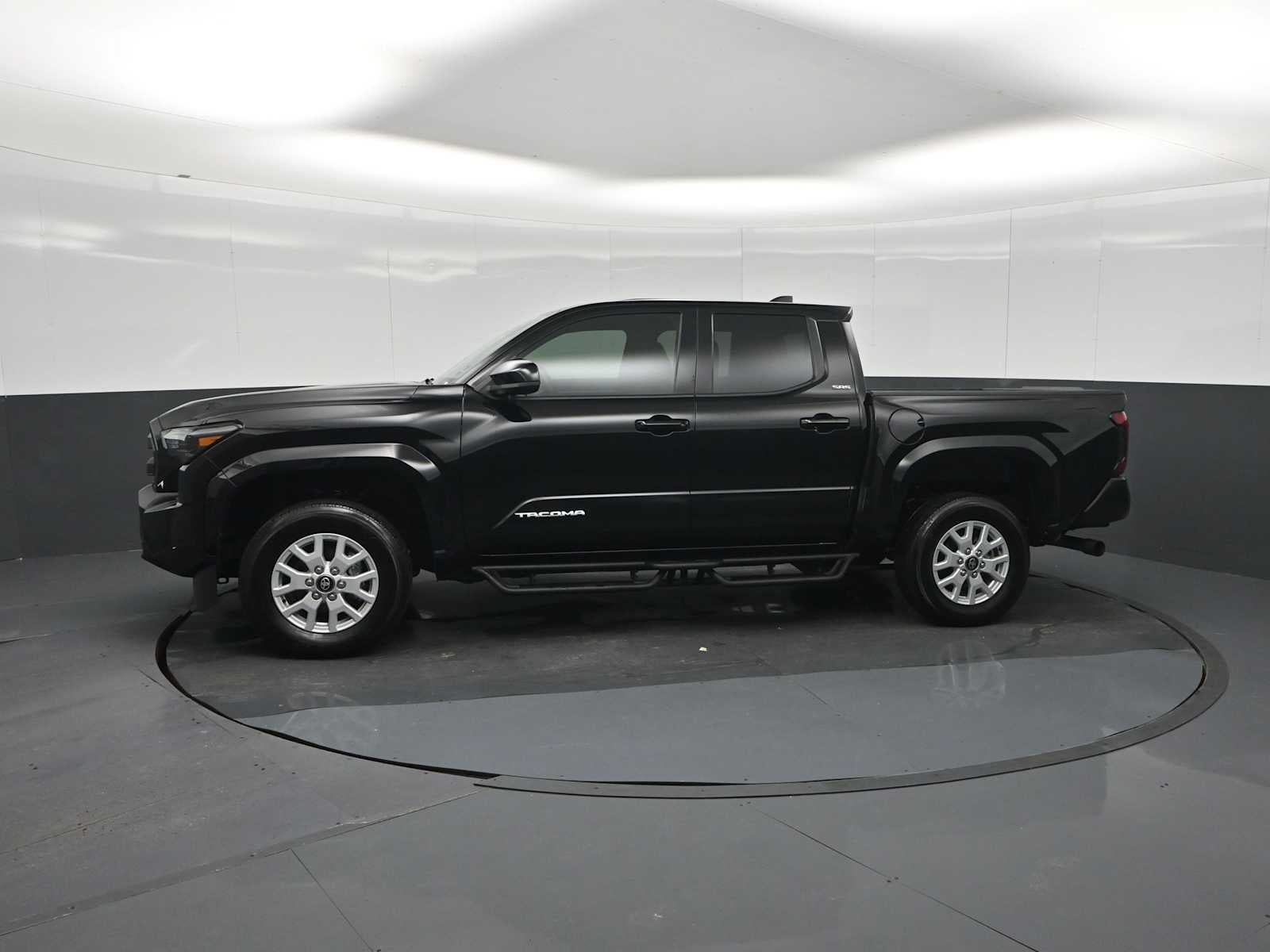 2025 Toyota Tacoma 2WD SR5