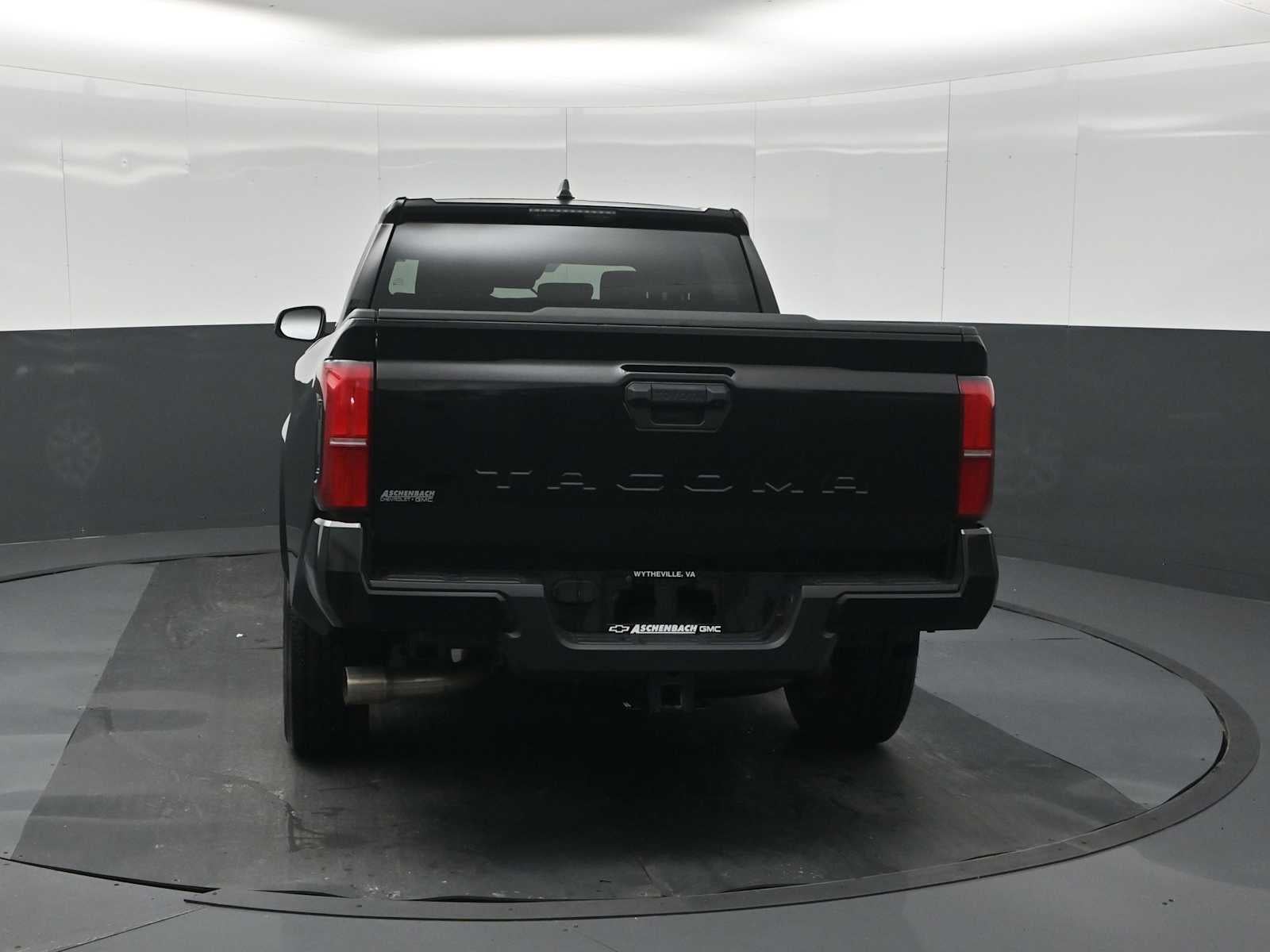 2025 Toyota Tacoma 2WD SR5