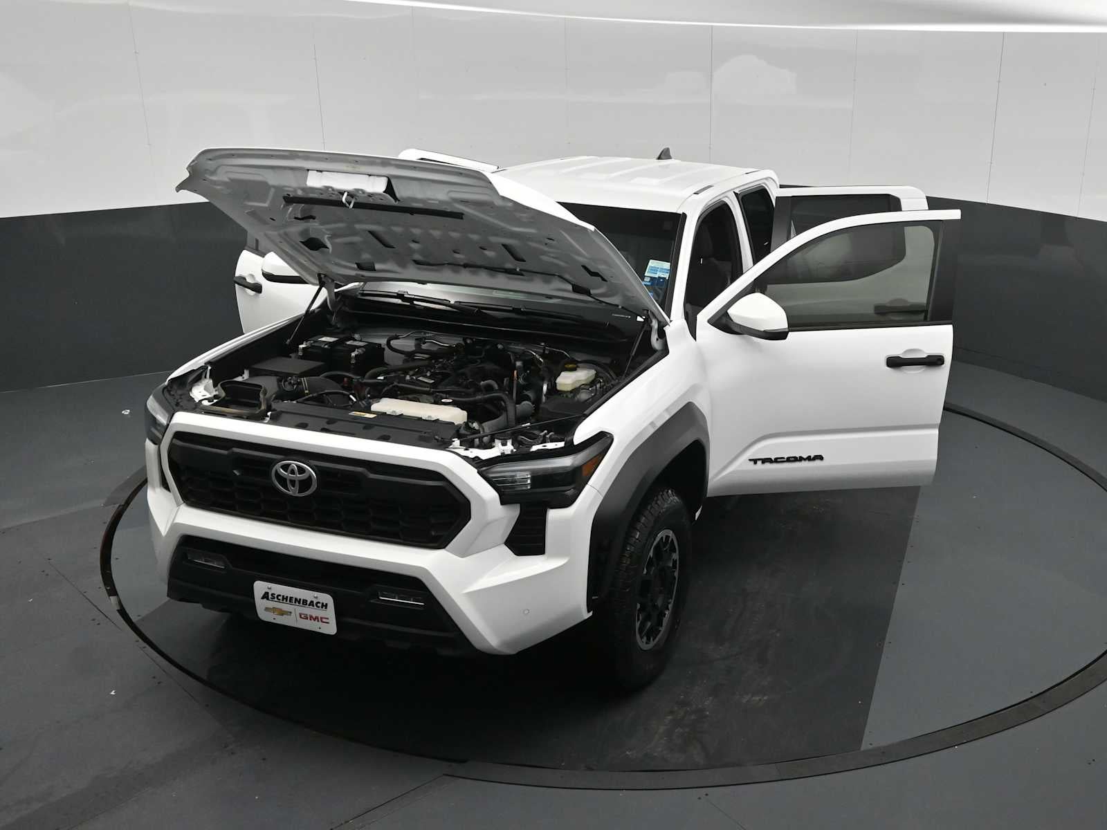 2024 Toyota Tacoma 4WD SR5