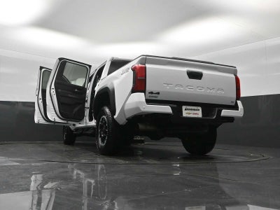 2024 Toyota Tacoma 4WD SR5