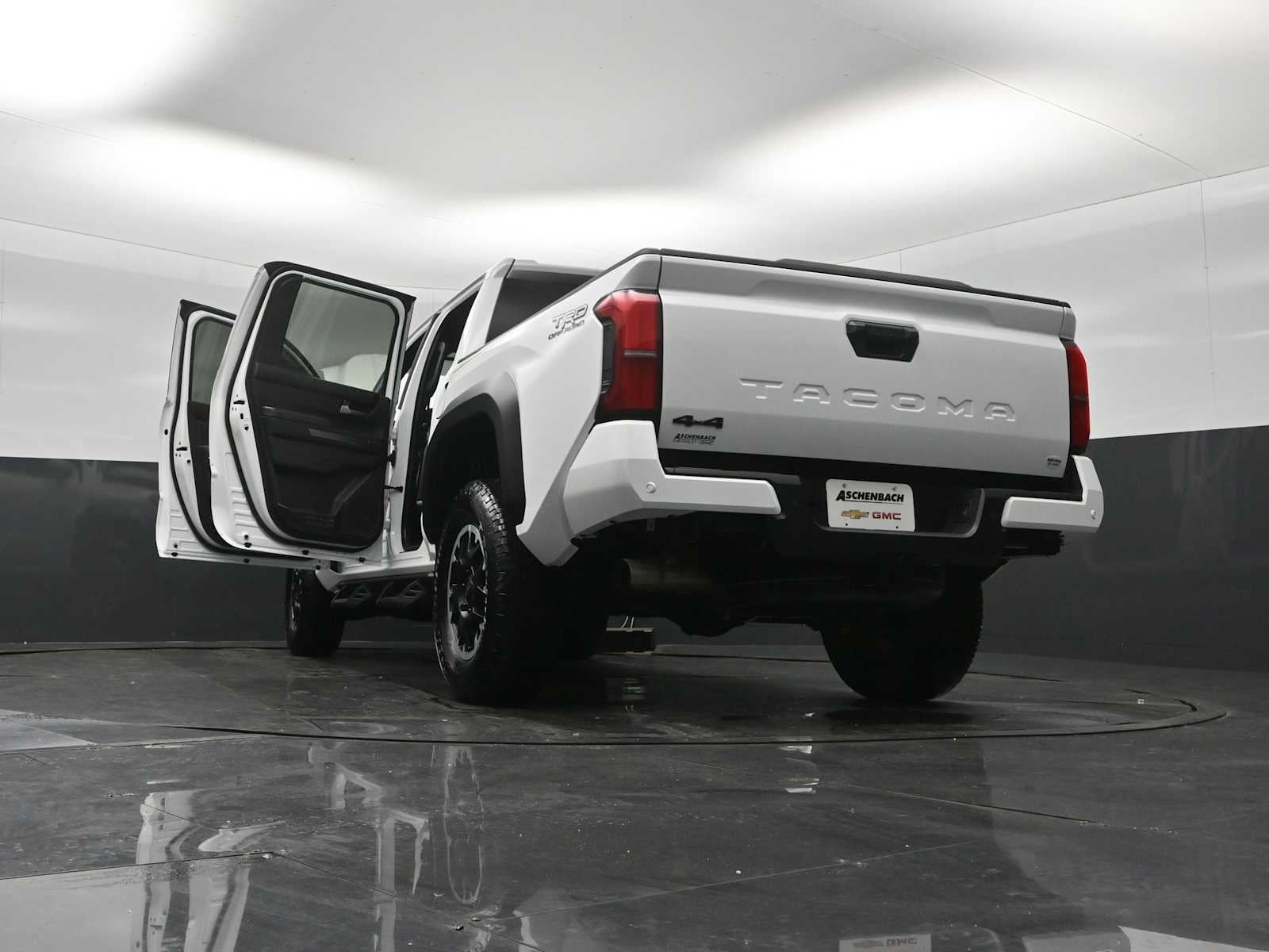 2024 Toyota Tacoma 4WD SR5