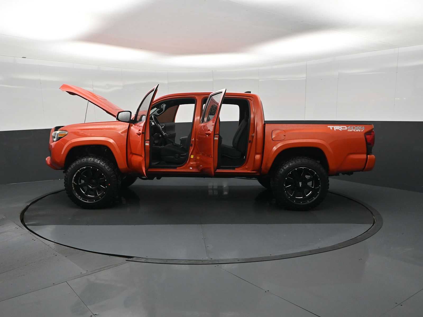 2018 Toyota Tacoma SR