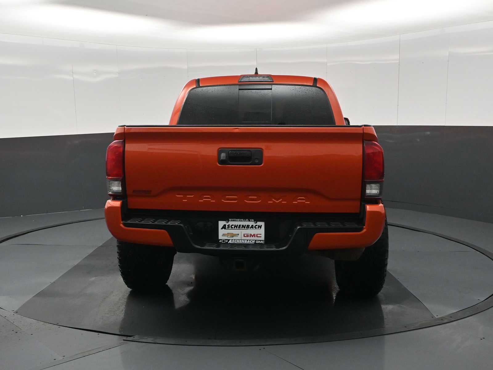 2018 Toyota Tacoma SR