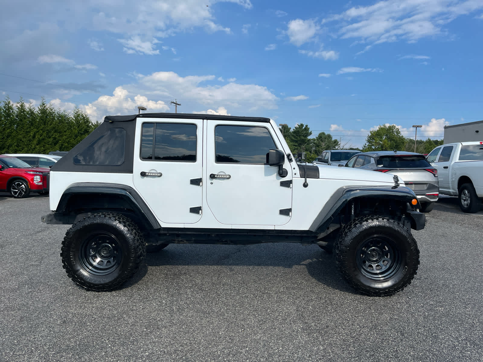 Used 2016 Jeep Wrangler Unlimited Sport S with VIN 1C4HJWDG9GL339617 for sale in Floyd, VA