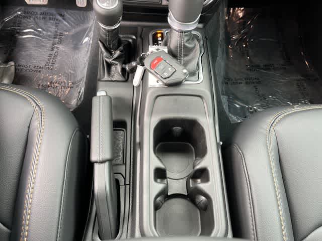 2024 Jeep Wrangler WRANGLER 4-DOOR SAHARA