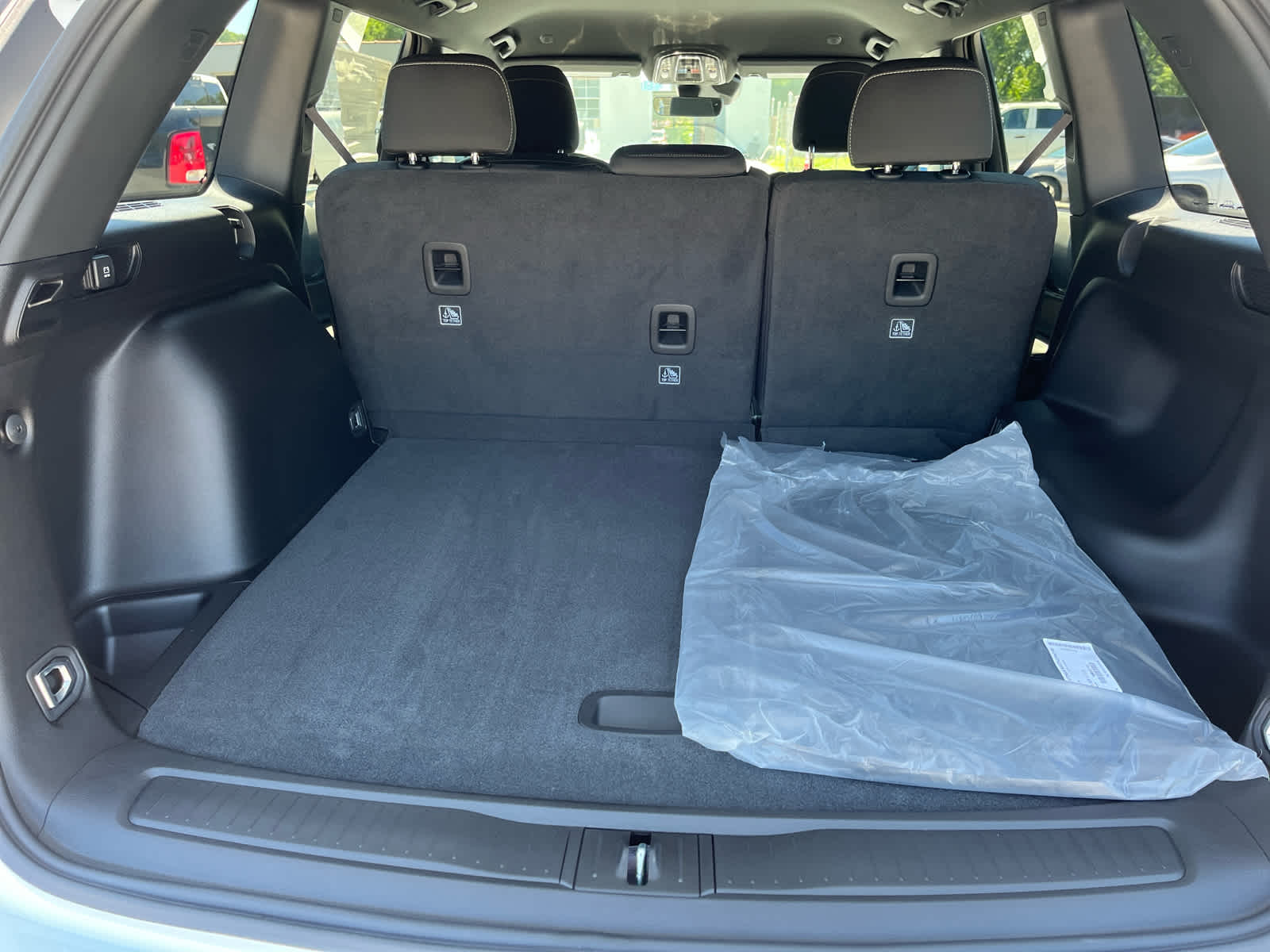 2026 Jeep Grand Cherokee GRAND CHEROKEE LAREDO 4X4