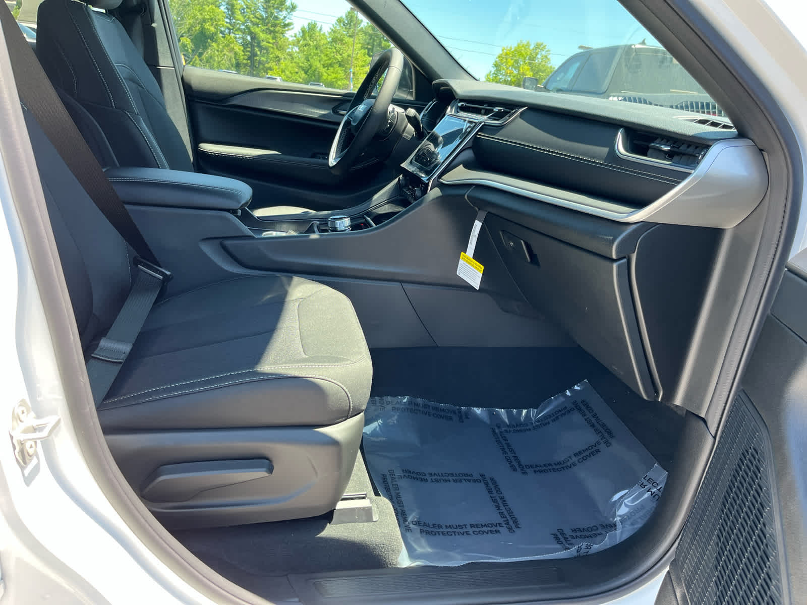 2026 Jeep Grand Cherokee GRAND CHEROKEE LAREDO 4X4