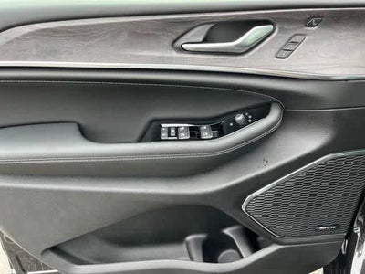 2025 Jeep Grand Cherokee GRAND CHEROKEE L OVERLAND 4X4