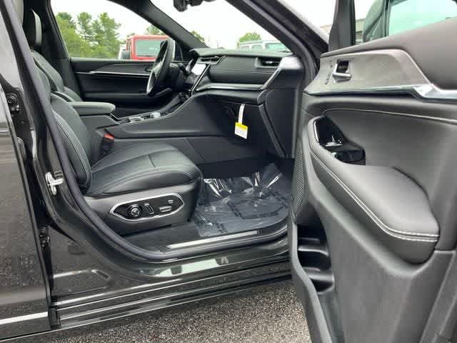 2025 Jeep Grand Cherokee GRAND CHEROKEE L OVERLAND 4X4