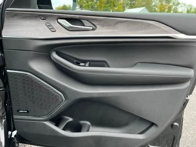 2025 Jeep Grand Cherokee GRAND CHEROKEE L OVERLAND 4X4