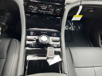 2025 Jeep Grand Cherokee GRAND CHEROKEE L OVERLAND 4X4