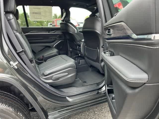 2025 Jeep Grand Cherokee GRAND CHEROKEE L OVERLAND 4X4