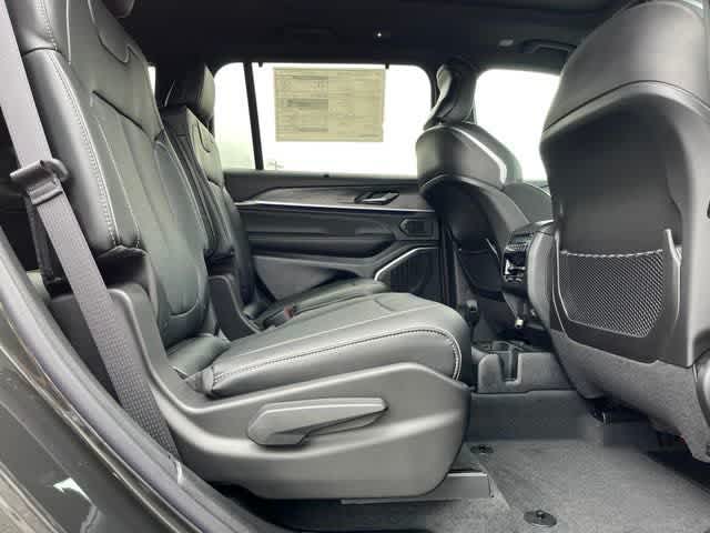 2025 Jeep Grand Cherokee GRAND CHEROKEE L OVERLAND 4X4