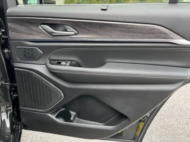 2025 Jeep Grand Cherokee GRAND CHEROKEE L OVERLAND 4X4