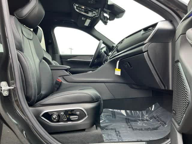 2025 Jeep Grand Cherokee GRAND CHEROKEE L OVERLAND 4X4