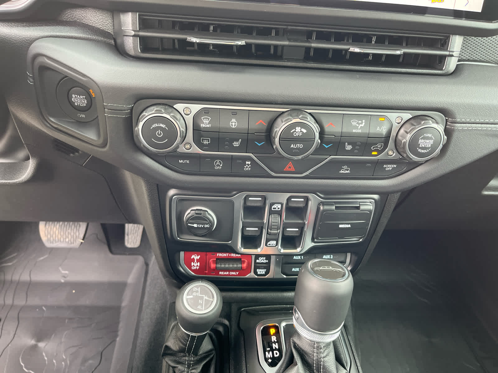 2026 Jeep Gladiator GLADIATOR RUBICON 4X4