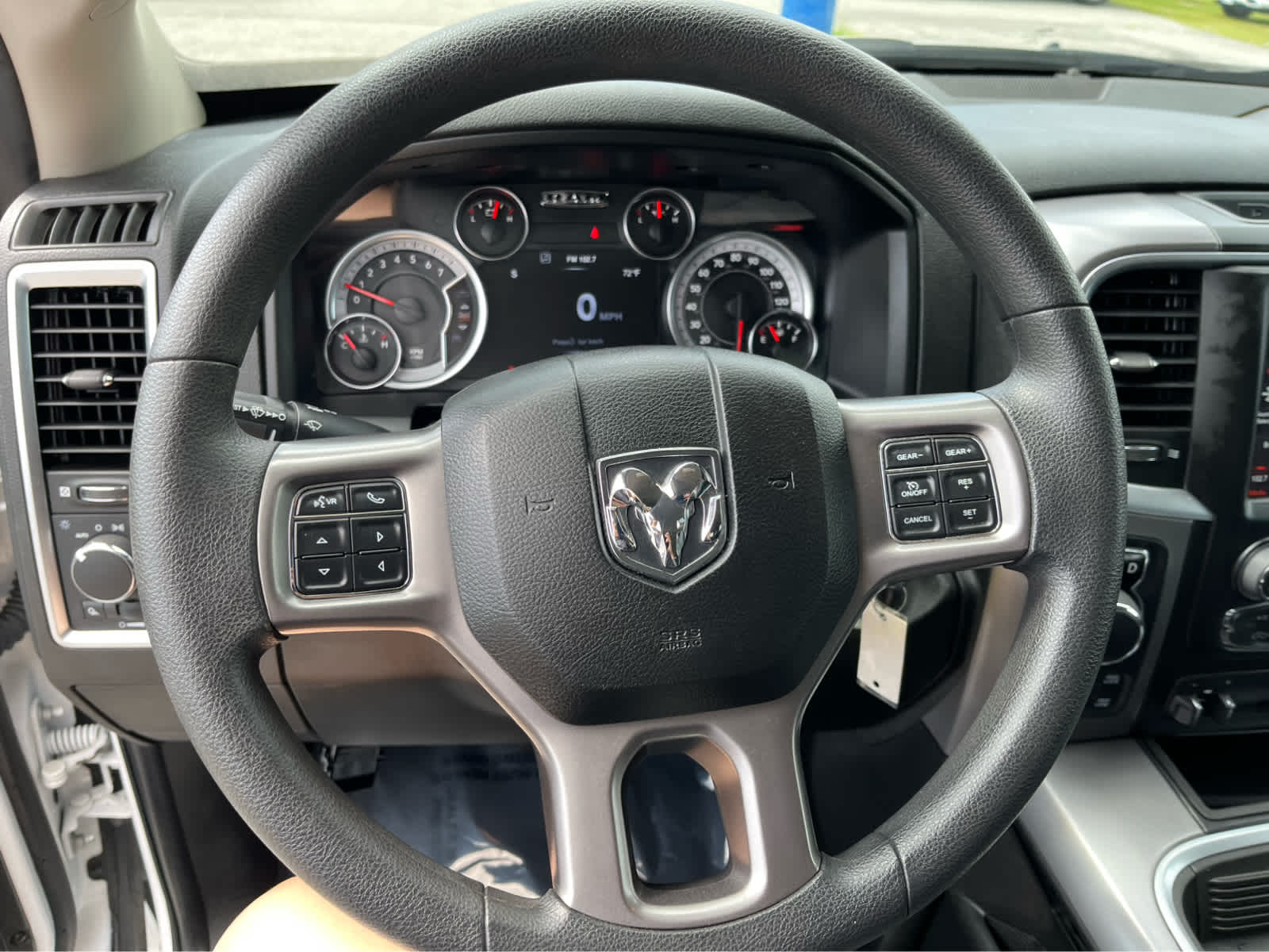 2023 RAM 1500 Classic SLT Crew Cab 4x4 5'7' Box