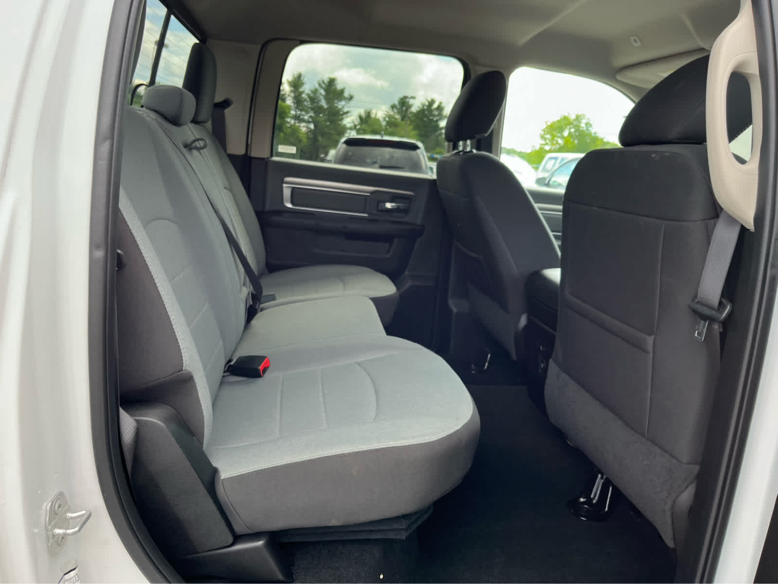 2023 RAM 1500 Classic SLT Crew Cab 4x4 5'7' Box