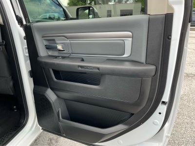 2023 RAM 1500 Classic SLT Crew Cab 4x4 5'7' Box
