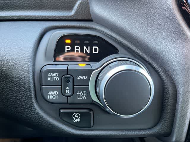 2025 RAM Ram 1500 RAM 1500 BIG HORN CREW CAB 4X4 5'7' BOX