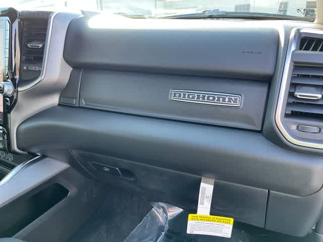 2025 RAM Ram 1500 RAM 1500 BIG HORN CREW CAB 4X4 5'7' BOX