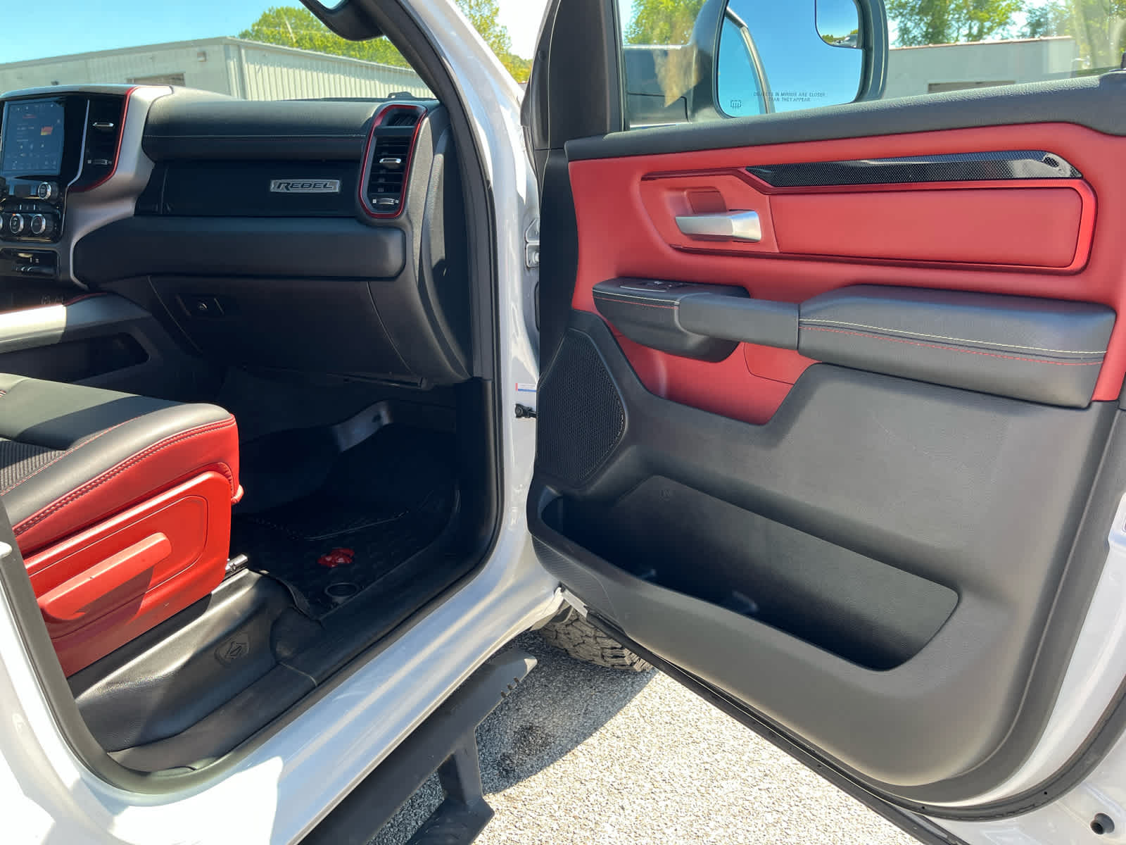 2022 RAM 1500 Rebel Crew Cab 4x4 5'7' Box