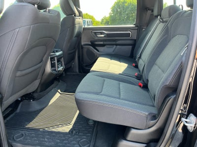 2024 RAM 1500 Big Horn Crew Cab 4x4 6'4' Box