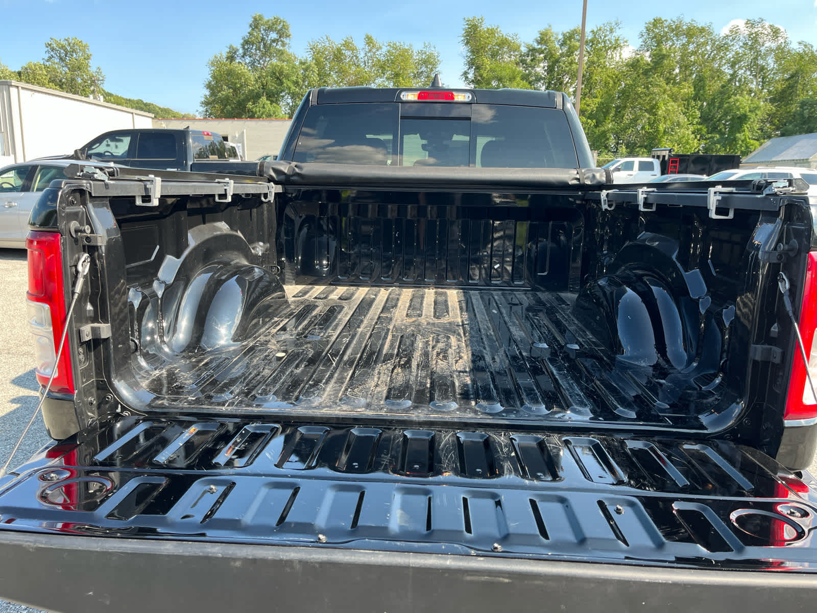 2024 RAM 1500 Big Horn Crew Cab 4x4 6'4' Box