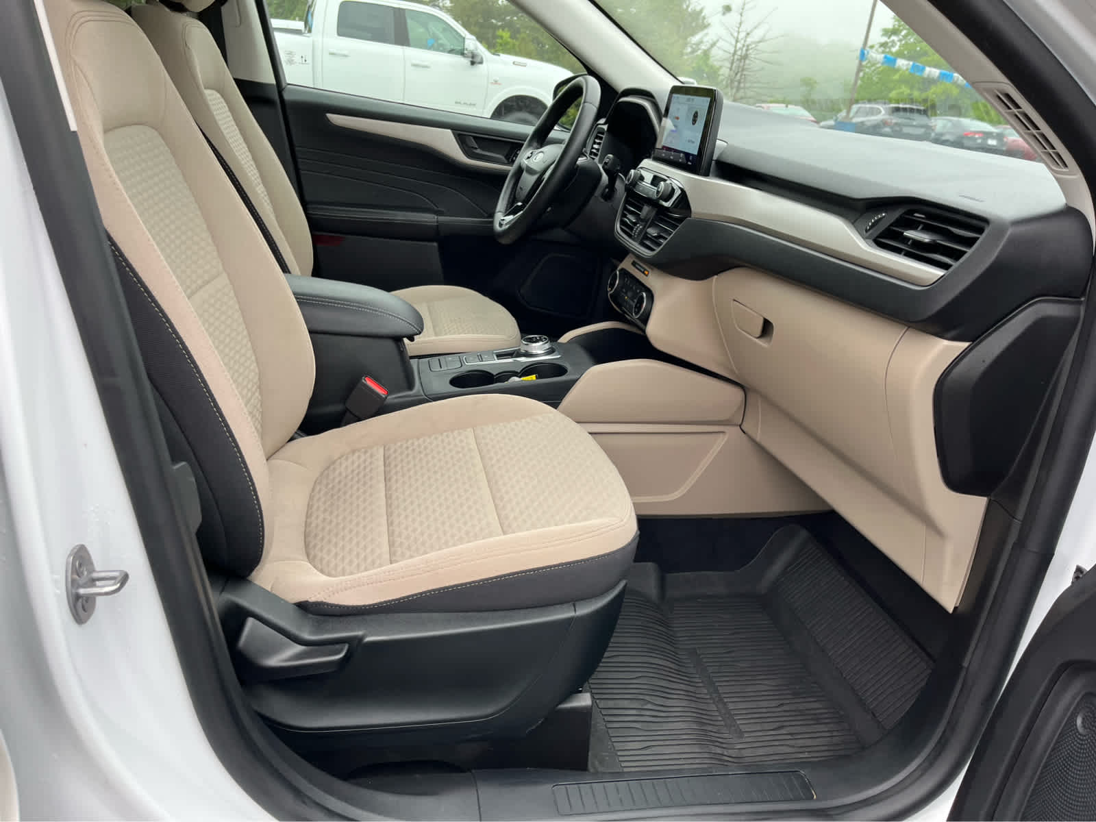 2022 Ford Escape SE Hybrid