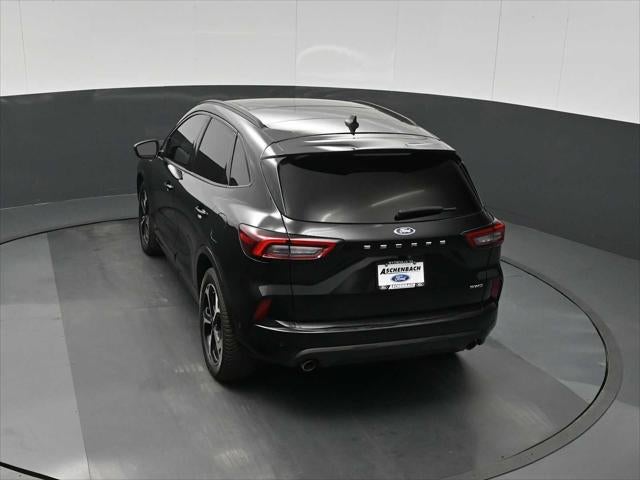 2023 Ford Escape ST-Line Elite
