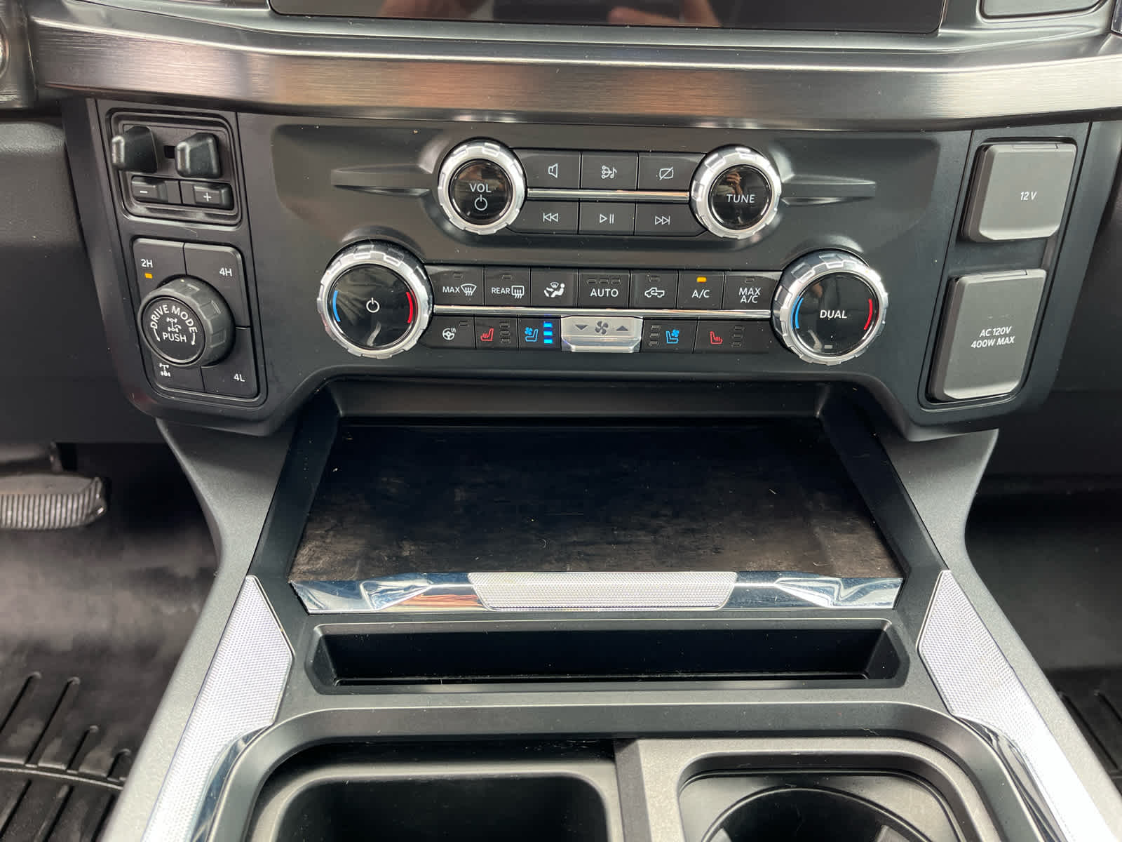 2023 Ford F-250 LARIAT